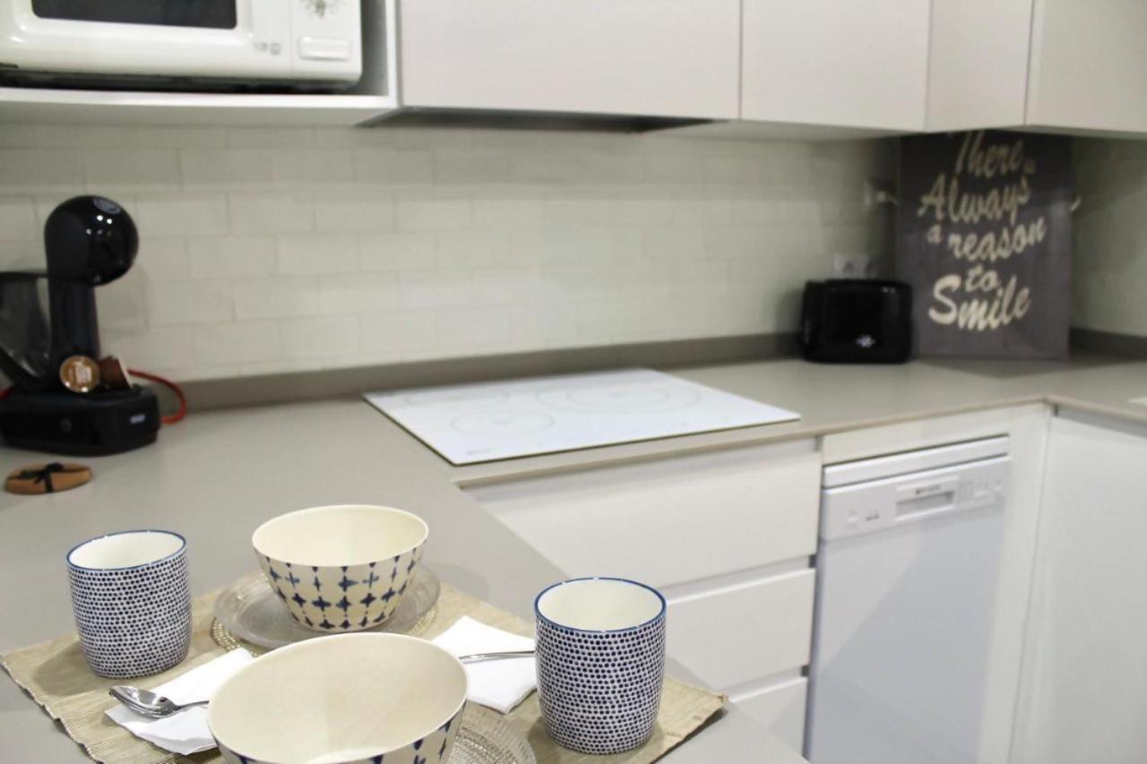 Hostfy Giralda Apartman Sevilla Kültér fotó