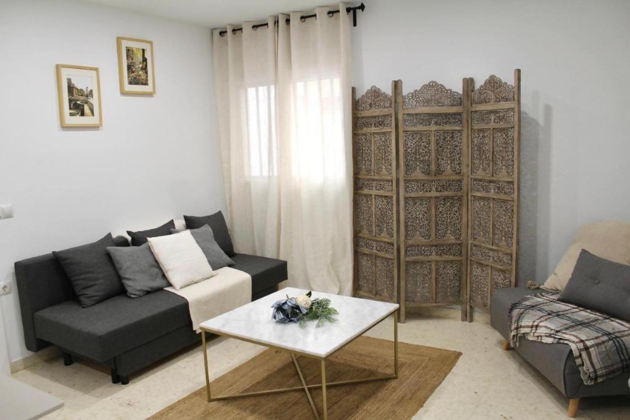 Hostfy Giralda Apartman Sevilla Kültér fotó